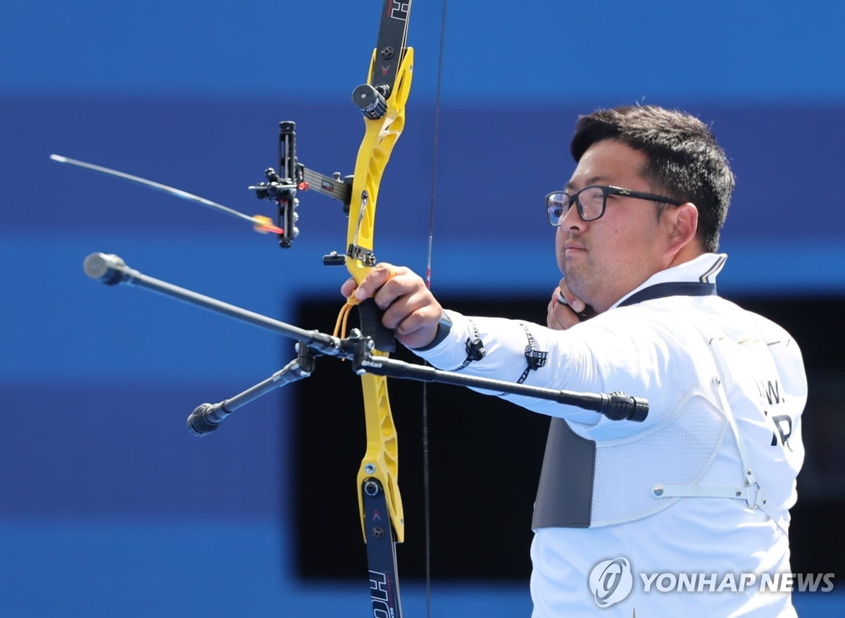 太阳报：莫耶斯有望重返埃弗顿，太妃糖新老板无意续约戴奇
