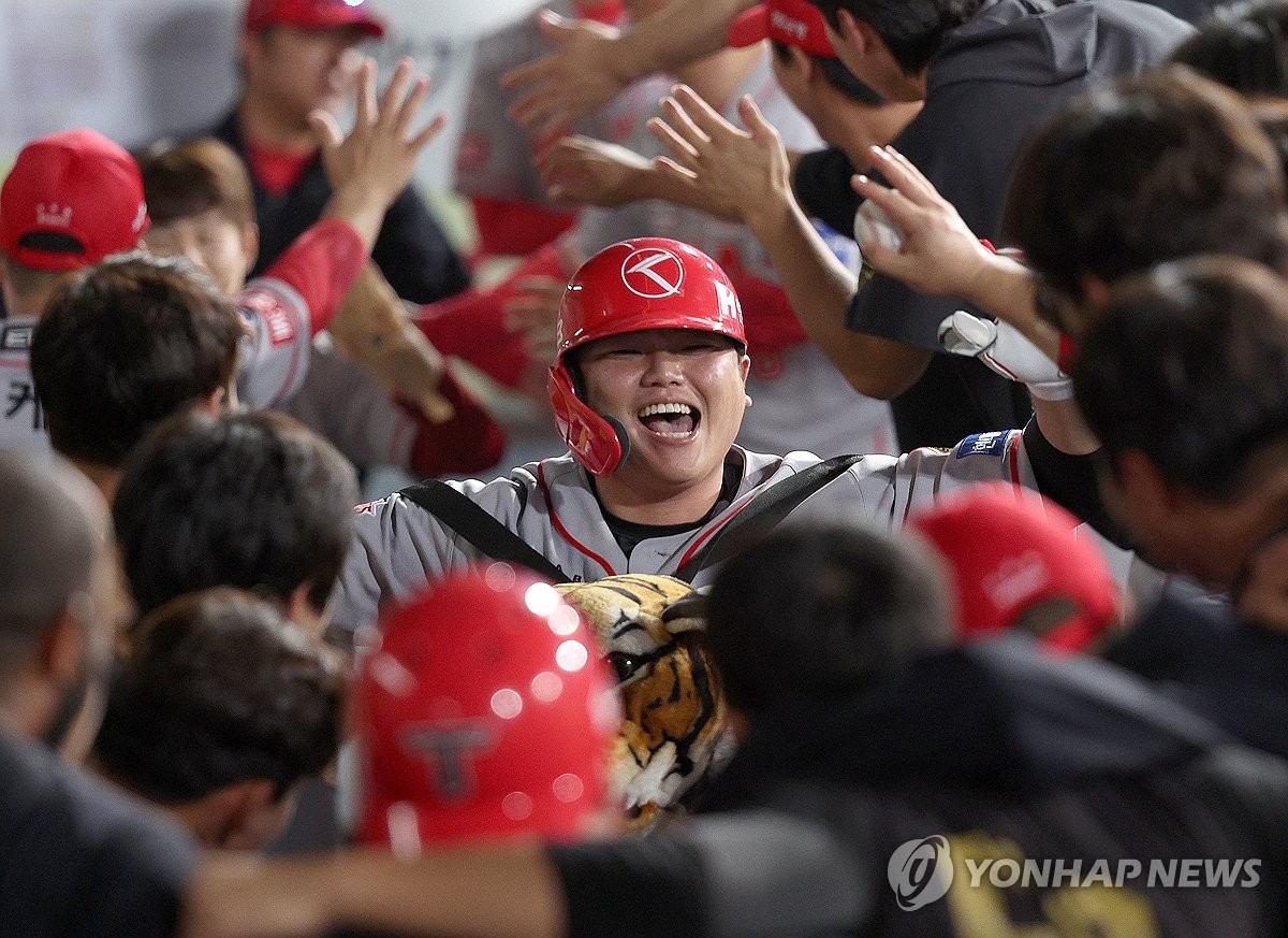 火爆！唐斯25中17爆砍44+12 末节独砍14分带队取胜