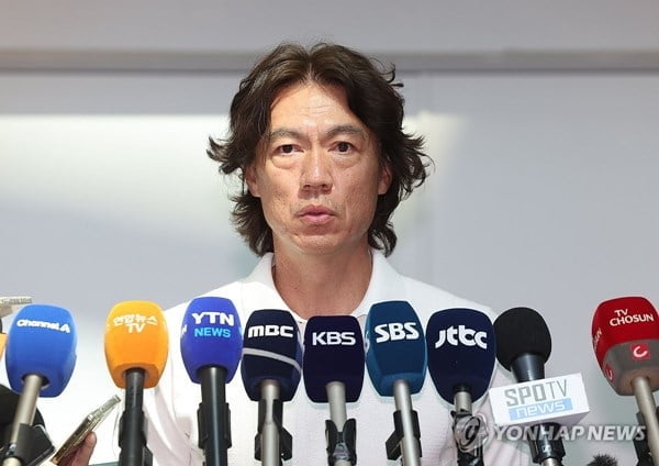 打花了！墨尔本城再入一球，4-1领先狮吼